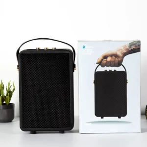Bluetooth Dustproof Lithium Battery Portable Outdoor Speaker with Heavy Bass